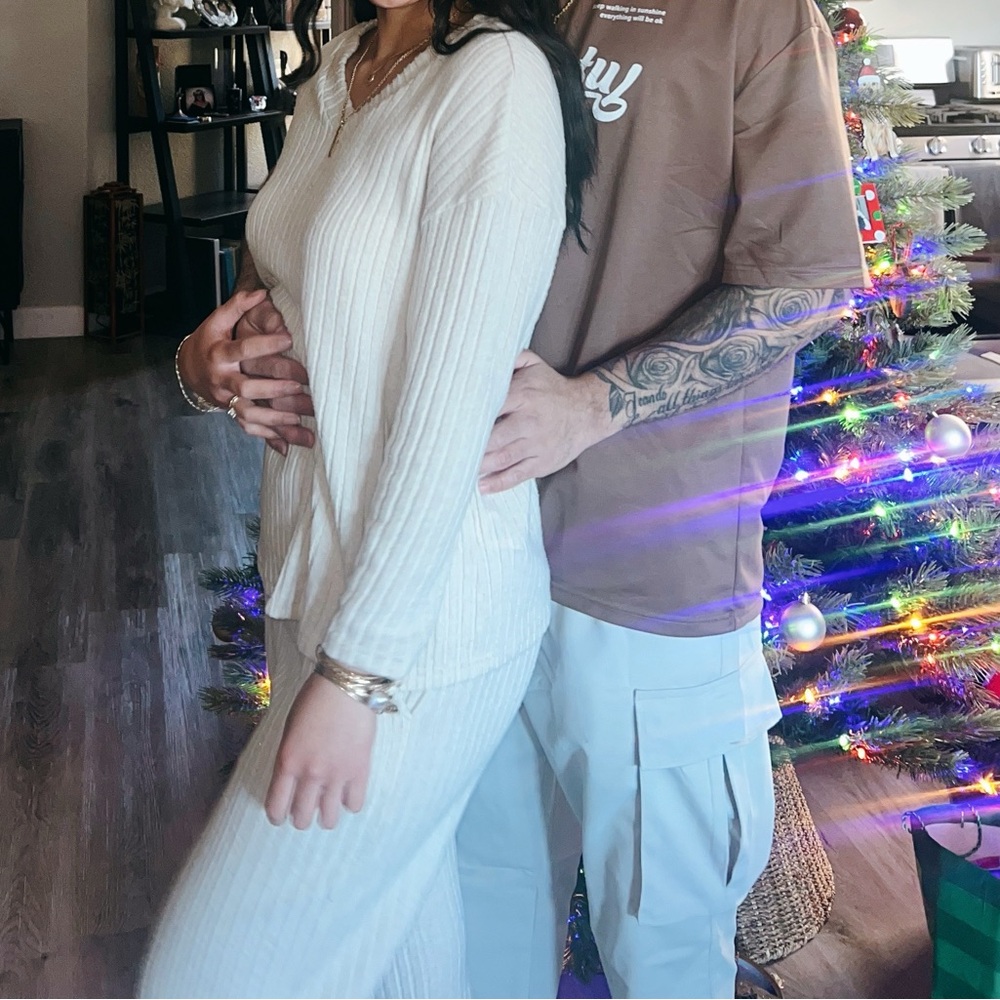 Cozy Ribbed Knit Lounge Set in Cream - Picture 4 of 5